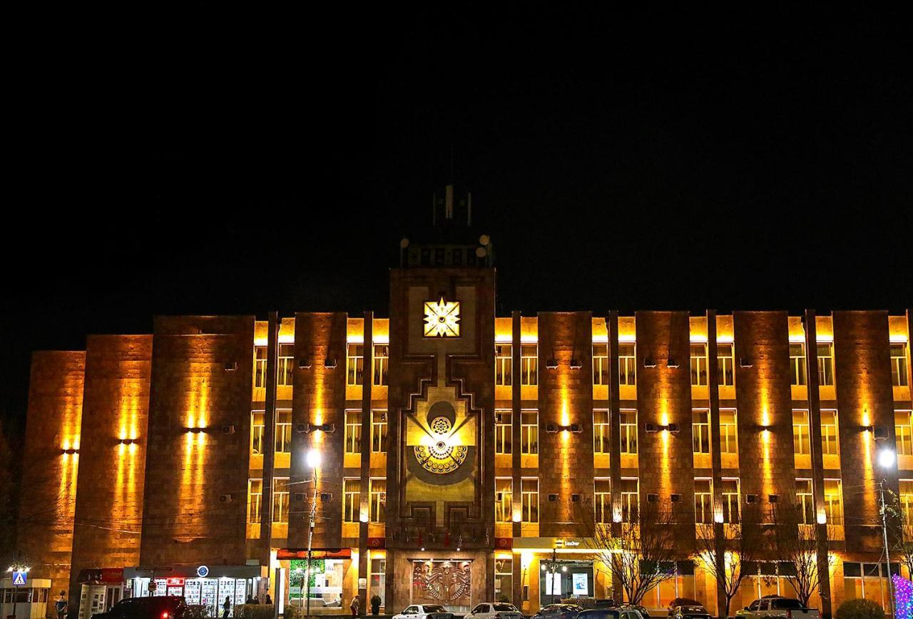 Richmind Hotel Vagharshapat Esterno foto
