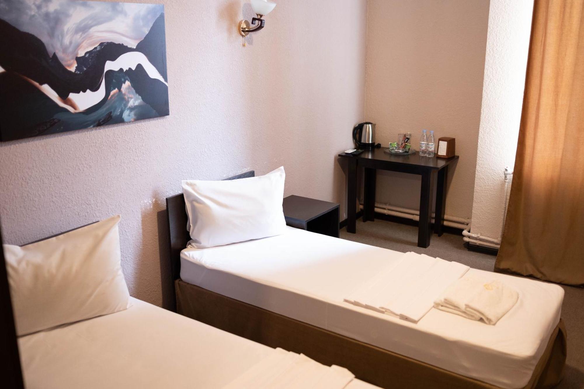 Richmind Hotel Vagharshapat Esterno foto