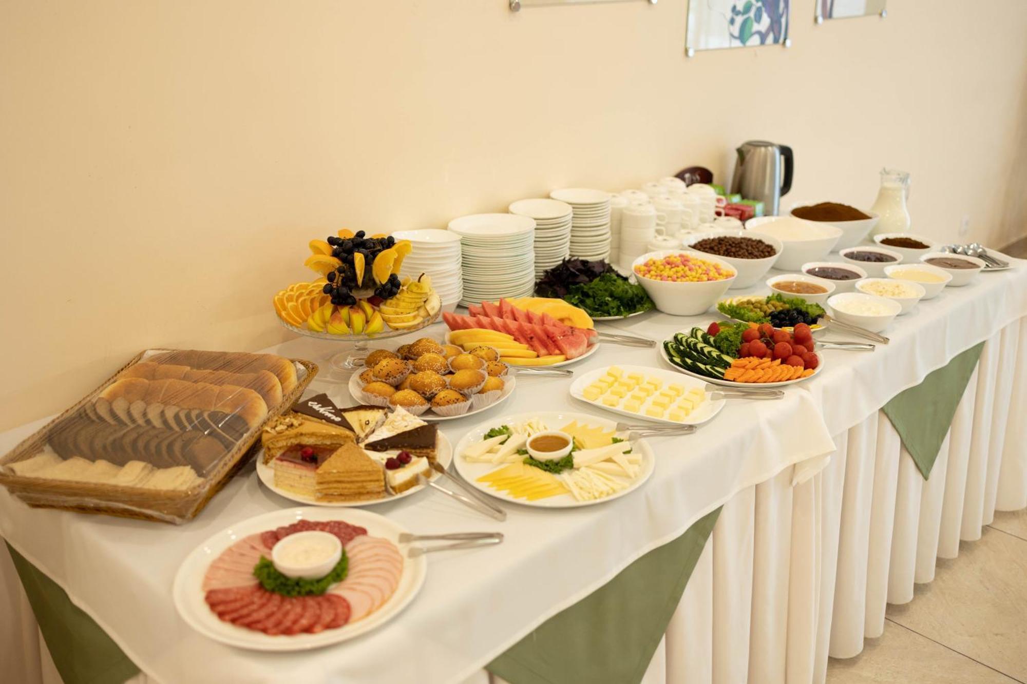 Richmind Hotel Vagharshapat Esterno foto