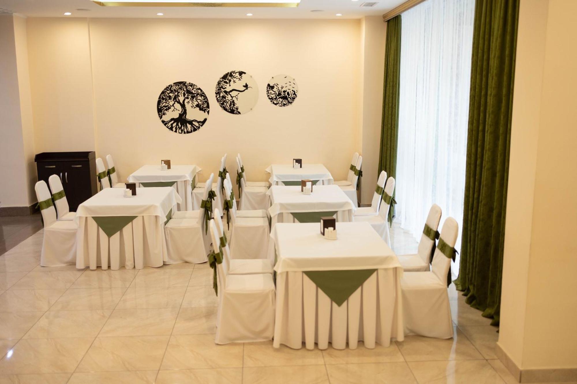 Richmind Hotel Vagharshapat Esterno foto