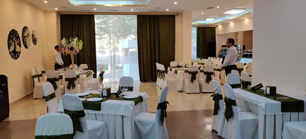Richmind Hotel Vagharshapat Esterno foto