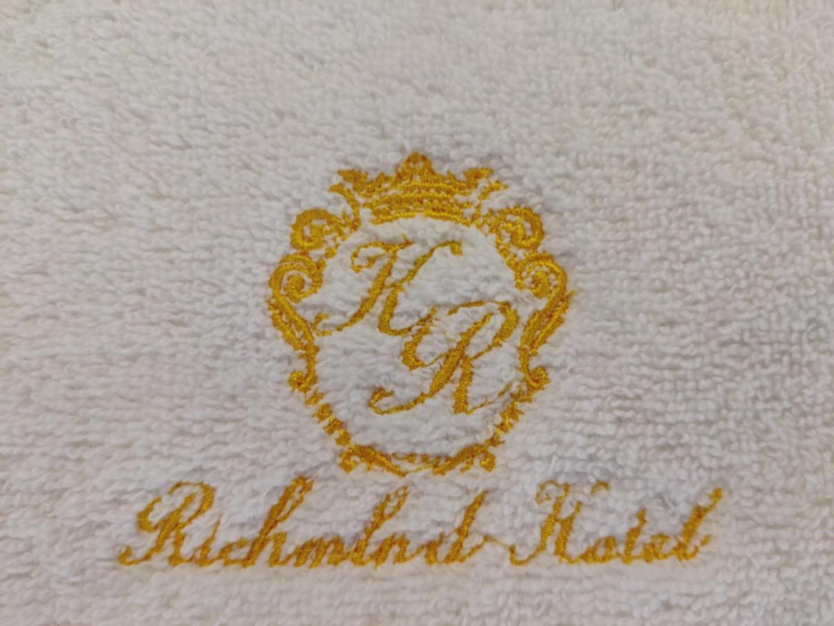 Richmind Hotel Vagharshapat Esterno foto