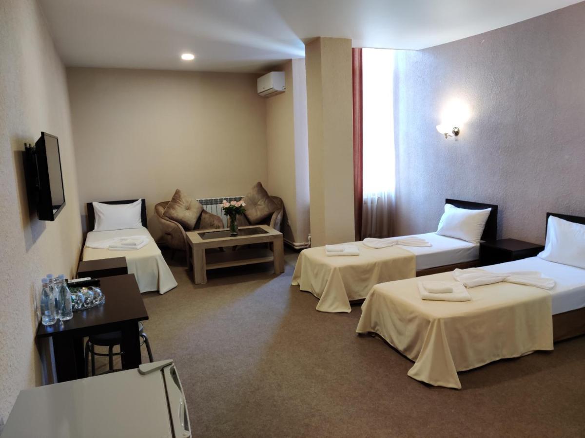 Richmind Hotel Vagharshapat Esterno foto