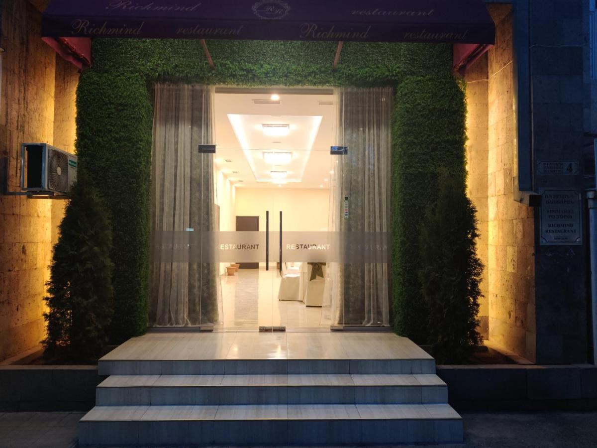 Richmind Hotel Vagharshapat Esterno foto