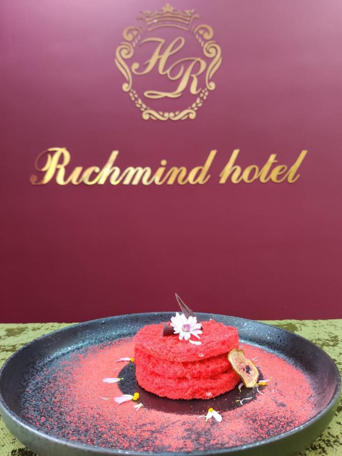 Richmind Hotel Vagharshapat Esterno foto